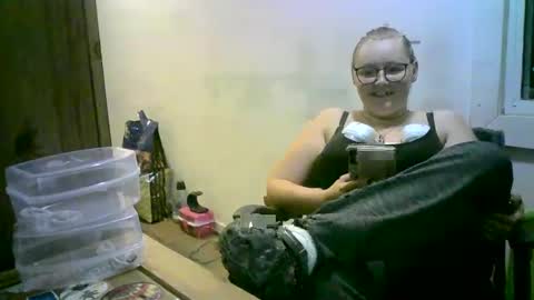 Snapshot of kittenkayla26 chatting on October 6, 8:50 pm kittenkayla26 online show from October 6, 8:50 pm