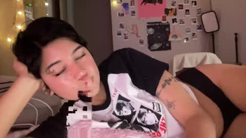      online show from April 24, 2:25 am