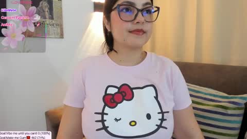 Snapshot of kittenxy_ chatting on March 29, 3:45 pm kitten online show from March 29, 3:45 pm