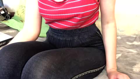 Kittie Creme online show from May 6, 12:32 pm