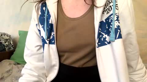 Snapshot of kittie_creme chatting on May 30, 10:56 am Kittie Creme online show from May 30, 10:56 am