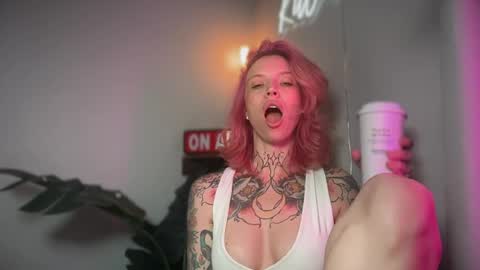 Snapshot of kittjones33 chatting on July 12, 4:09 pm kittjones33 online show from July 12, 4:09 pm