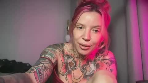 Snapshot of kittjones33 chatting on July 13, 12:19 pm kittjones33 online show from July 13, 12:19 pm