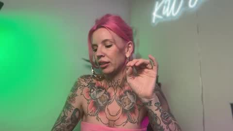 Snapshot of kittjones33 chatting on August 5, 9:50 pm kittjones33 online show from August 5, 9:50 pm