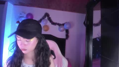 Snapshot of kitty__chs chatting on January 12, 11:48 am kitty__chs online show from January 12, 11:48 am