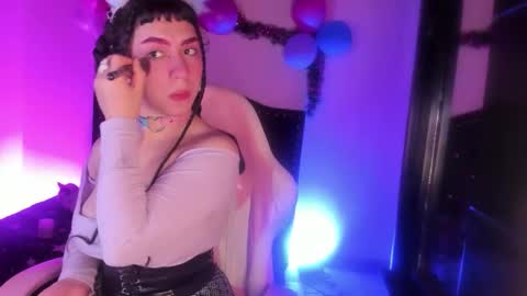 Snapshot of kitty__chs chatting on February 4, 12:11 pm kitty__chs online show from February 4, 12:11 pm