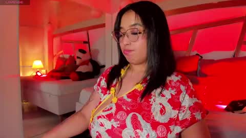 Snapshot of kitty__rouse chatting on May 12, 7:49 am Kitty online show from May 12, 7:49 am