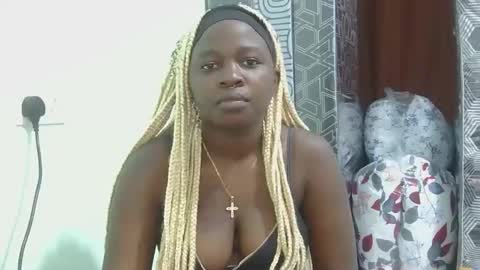 Snapshot of kitty_aura chatting on March 25, 9:21 pm Kitty Aura online show from March 25, 9:21 pm