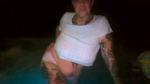 Snapshot of kitty_bang_bang chatting on June 14, 6:59 am kitty_bang_bang online show from June 14, 6:59 am
