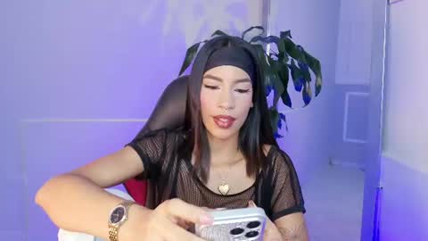 Snapshot of kitty_collins_ chatting on June 30, 12:06 pm Kitty online show from June 30, 12:06 pm