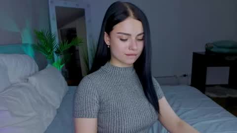 kitty_cut1ee_ online show from May 7, 1:49 pm