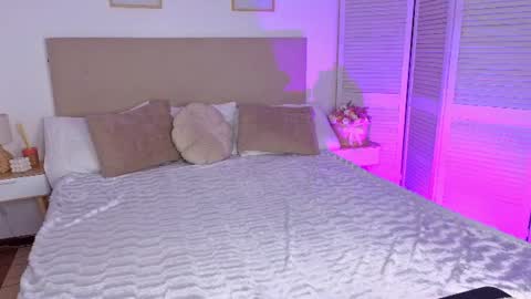 kitty_cut1ee_ online show from July 13, 6:38 am