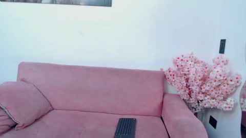 kitty_f00x online show from April 29, 8:59 pm