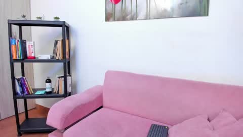 Snapshot of kitty_f00x chatting on June 11, 7:23 pm kitty_f00x online show from June 11, 7:23 pm