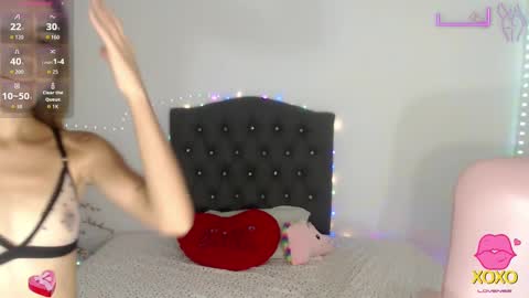 kitty  online show from September 23, 7:50 pm
