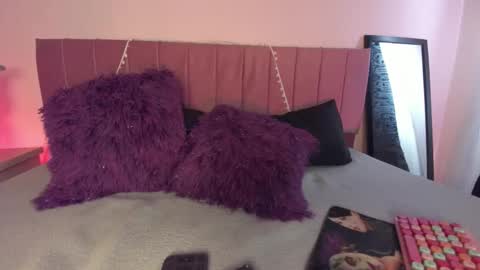 kitty_kryss online show from February 19, 4:36 pm