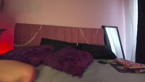 kitty_kryss online show from March 4, 5:19 pm