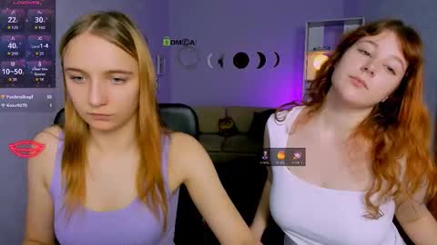 Snapshot of kitty_layy chatting on November 16, 7:19 pm kitty online show from November 16, 7:19 pm