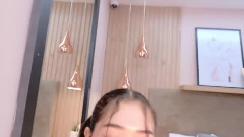 Snapshot of kitty_model chatting on May 2, 4:17 am kitty_model online show from May 2, 4:17 am