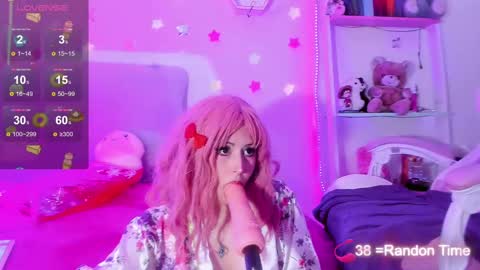 Snapshot of kitty_parker chatting on November 10, 1:37 am online show from November 10, 1:37 am