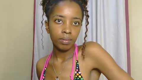 Snapshot of kitty_piee chatting on June 28, 1:06 pm sugar plum online show from June 28, 1:06 pm