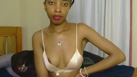 Snapshot of kitty_piee chatting on July 14, 10:26 pm sugar plum online show from July 14, 10:26 pm