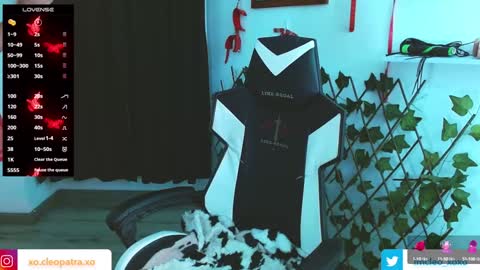 kitty_vaal online show from February 8, 5:08 am