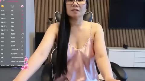 Snapshot of kittybabe0528 chatting on May 19, 5:03 am kittybabe0528 online show from May 19, 5:03 am