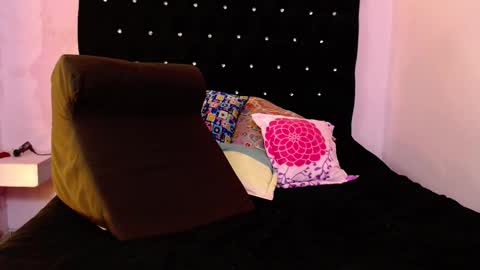 paola online show from March 2, 7:23 pm