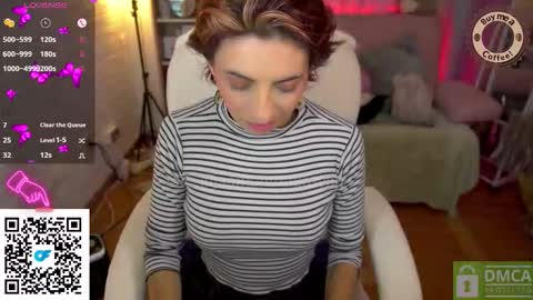 Snapshot of kittygrey chatting on December 3, 12:07 am Samantha Grey online show from December 3, 12:07 am