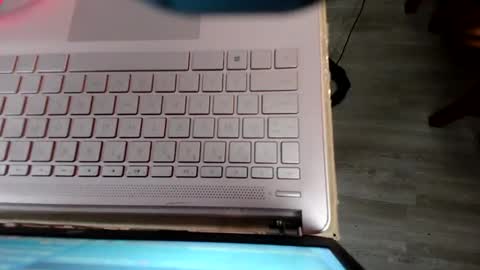 Snapshot of kittykat_1999 chatting on February 21, 10:26 pm kittykat 1999 online show from February 21, 10:26 pm