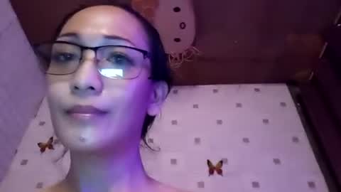 Snapshot of kittykatarena chatting on July 4, 3:45 am Katarena Latsveya online show from July 4, 3:45 am