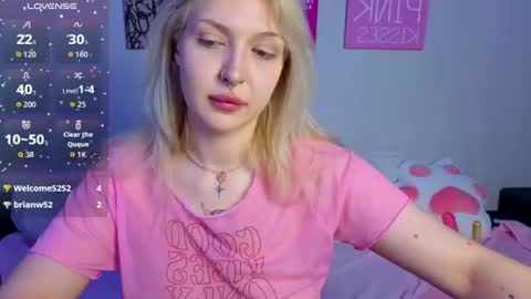 kittykendall online show from June 10, 6:29 pm