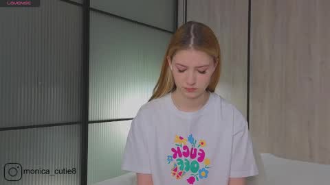 Snapshot of kittyloffe chatting on February 24, 4:05 am Monika online show from February 24, 4:05 am