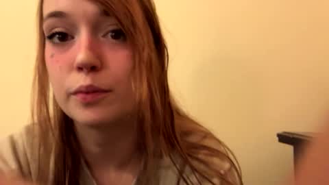 Snapshot of kittyme0ws chatting on February 21, 6:04 pm kitty online show from February 21, 6:04 pm