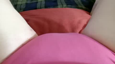 kittyneedsherdaddy online show from July 7, 10:30 am