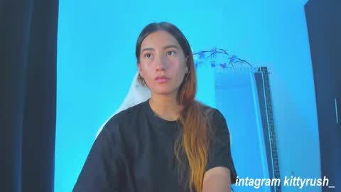 kitty online show from February 6, 11:41 pm