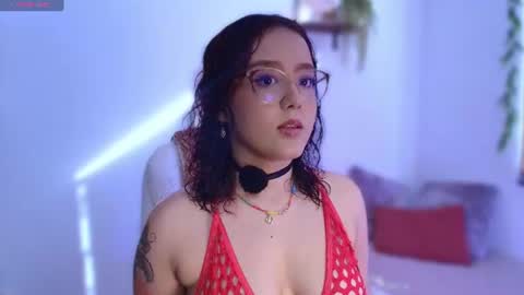 Sophie online show from June 15, 9:06 pm