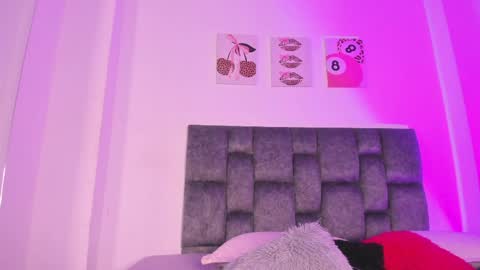 kitty online show from May 31, 5:53 pm