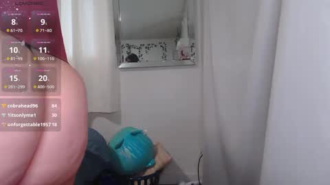 Kittyymaze online show from December 29, 3:57 pm