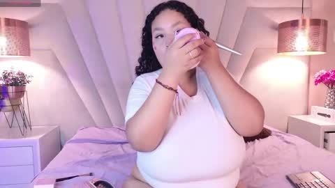 Kitty Hill online show from April 30, 3:35 am