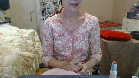 KiuminBerry online show from July 31, 10:14 am