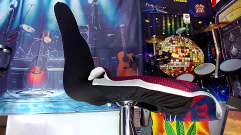 Snapshot of kiveuxmakeu chatting on January 8, 6:20 pm kiveuxmakeu online show from January 8, 6:20 pm