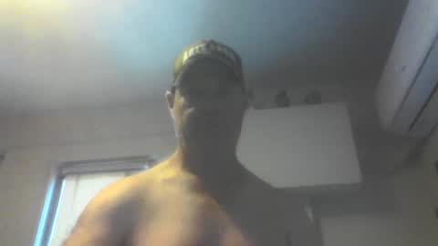 kiwiguy19773 online show from January 17, 11:19 pm