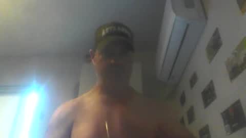 kiwiguy19773 online show from February 16, 2:40 am