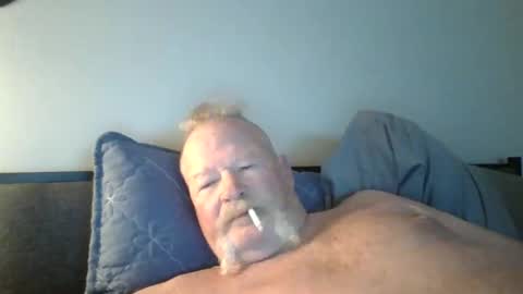 kjdjld56 online show from January 19, 5:39 pm