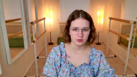 your fairy online show from April 30, 3:40 pm