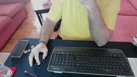 Kostas online show from May 6, 9:25 am