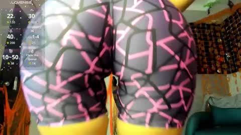 Snapshot of klariz09 chatting on November 1, 8:55 pm klariz09 online show from November 1, 8:55 pm