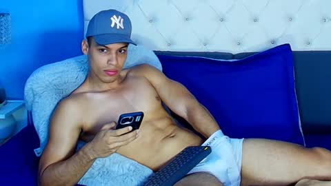 klaton__ online show from March 18, 6:11 pm